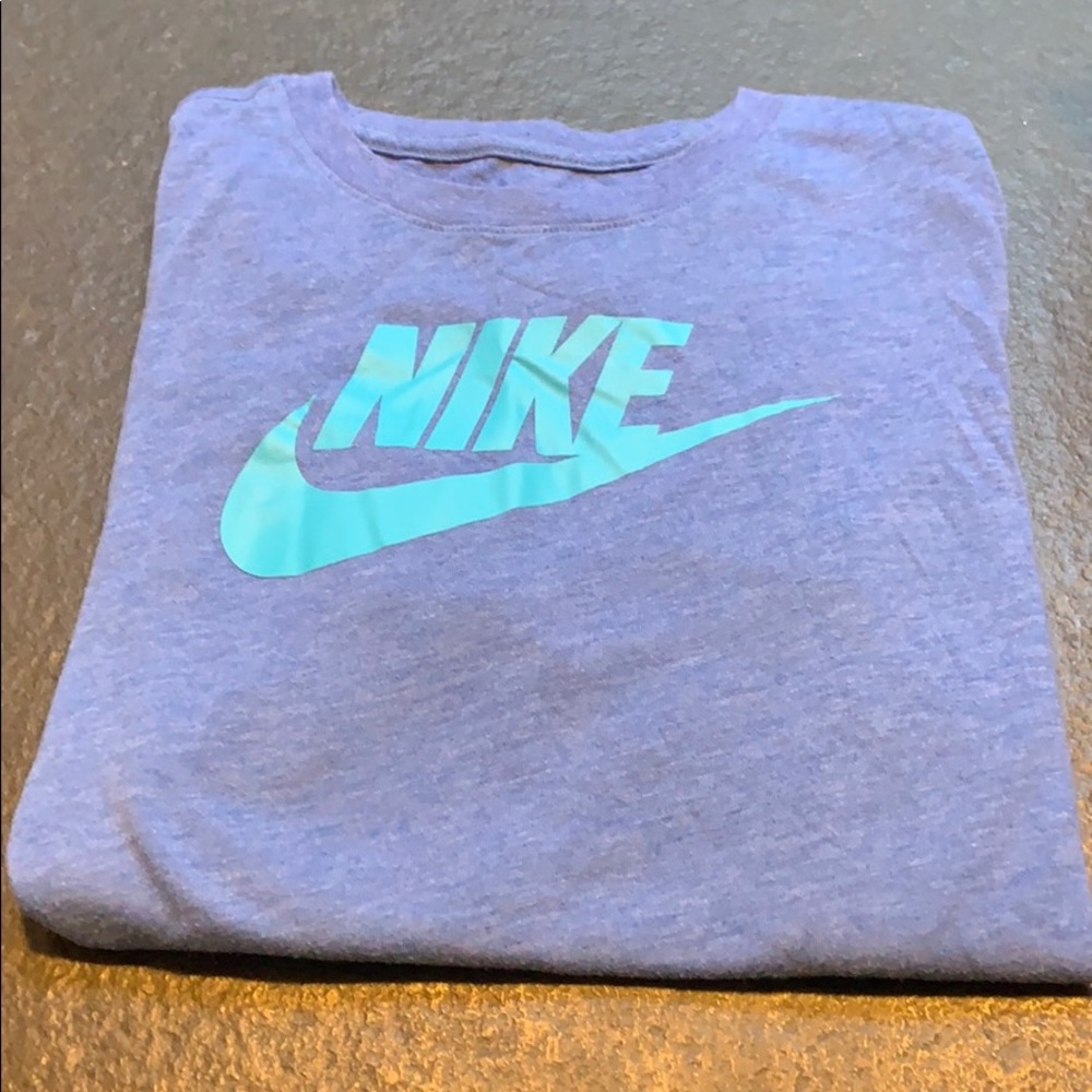 Youth Nike long sleeve t-shirt